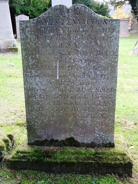 Damhead_Old Pentland Cemetery (2)